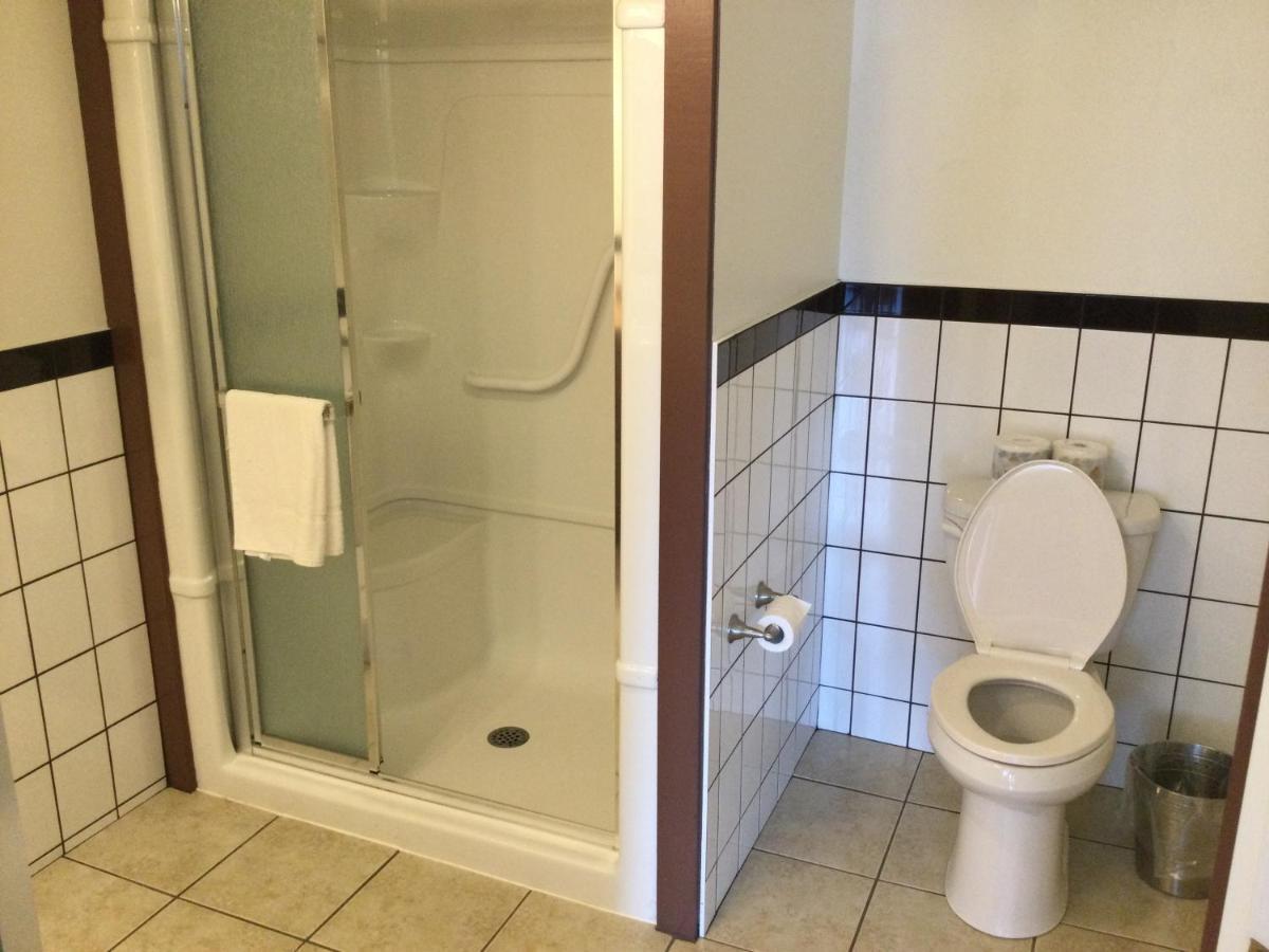 שרלוט טאון Water Suites מראה חיצוני תמונה