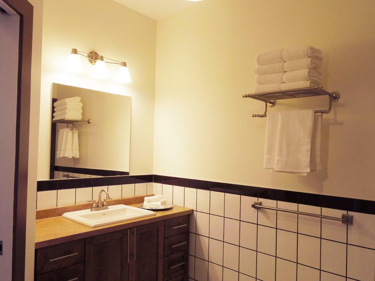 שרלוט טאון Water Suites מראה חיצוני תמונה