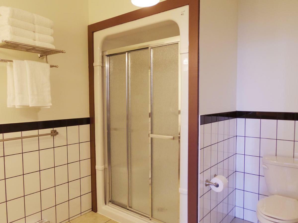 שרלוט טאון Water Suites מראה חיצוני תמונה